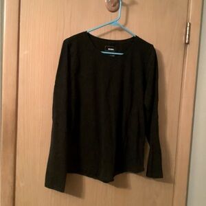 Cute womens top by Sonoma. Size L